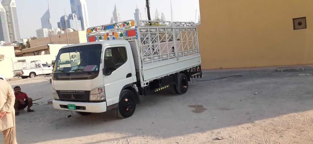 7 Ton Pickup With Tail Lift Dubai